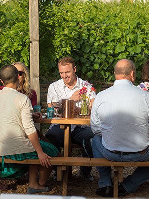 al fresco dinner party in sonoma